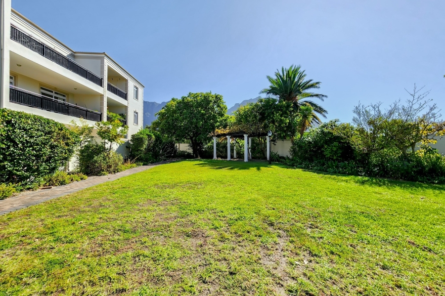 2 Bedroom Property for Sale in Newlands Western Cape
